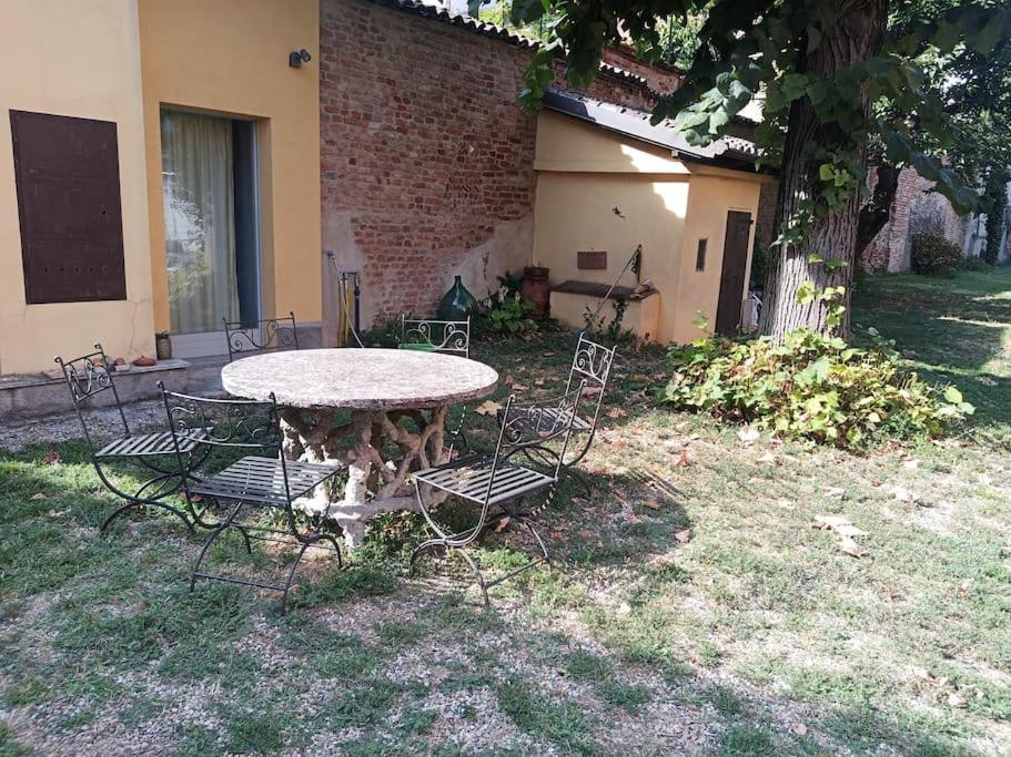 Suite Per Gli Ospiti Pavia Exterior photo